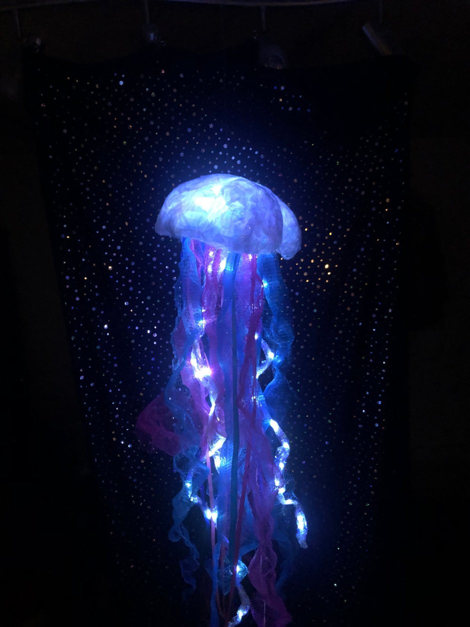 Jellyfish night lamp