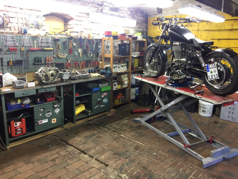 Motorcycle service garage