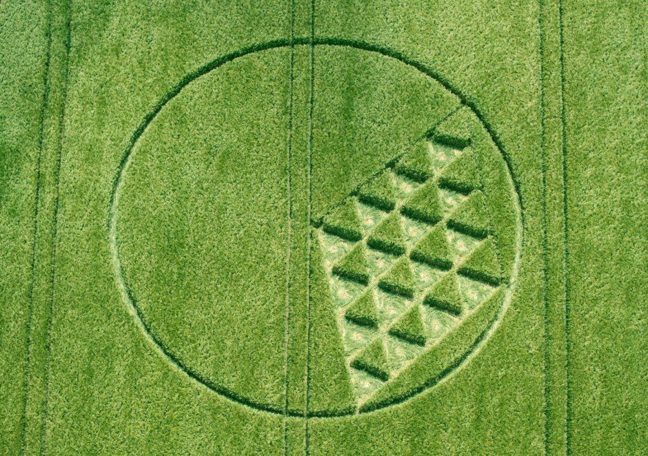 Crop circles pentagon