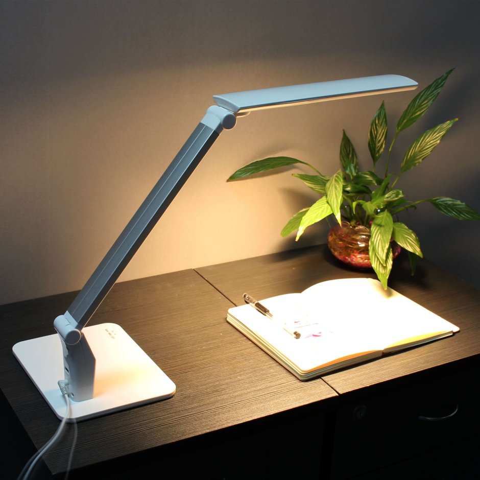 Smart desk lamps