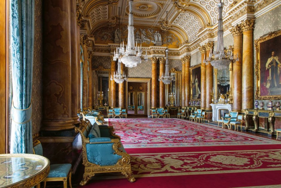 Buckingham palace bedroom