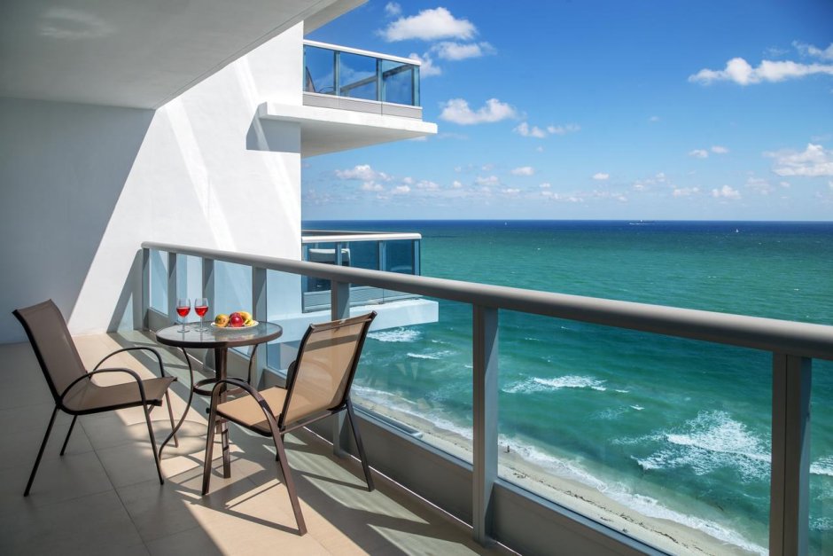 Deluxe beach balcony