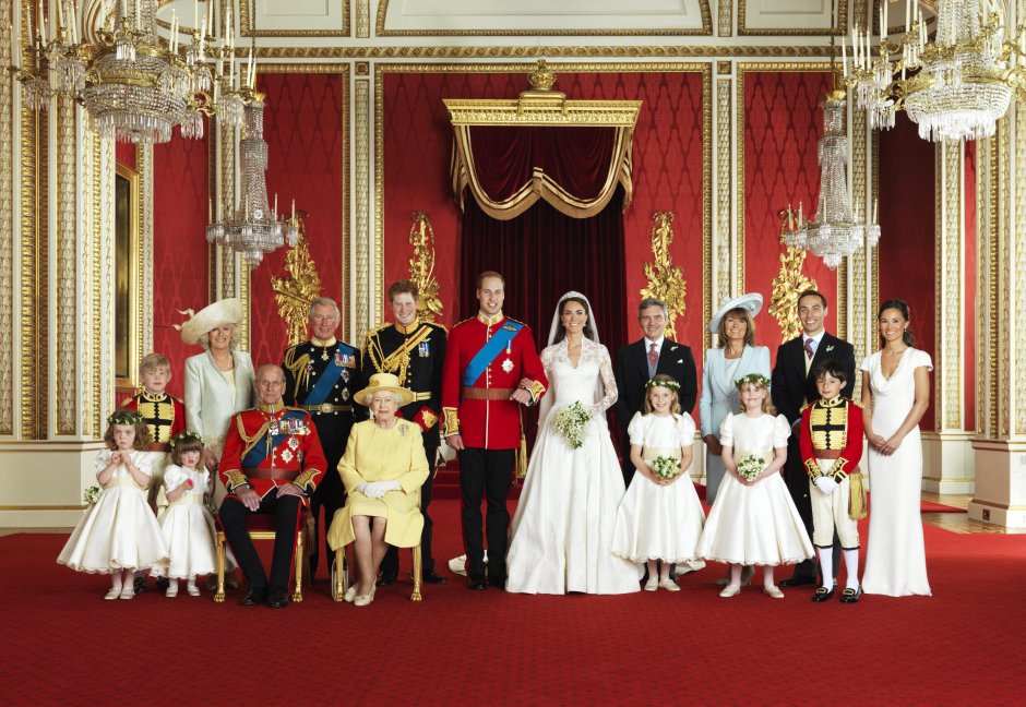Buckingham palace throne