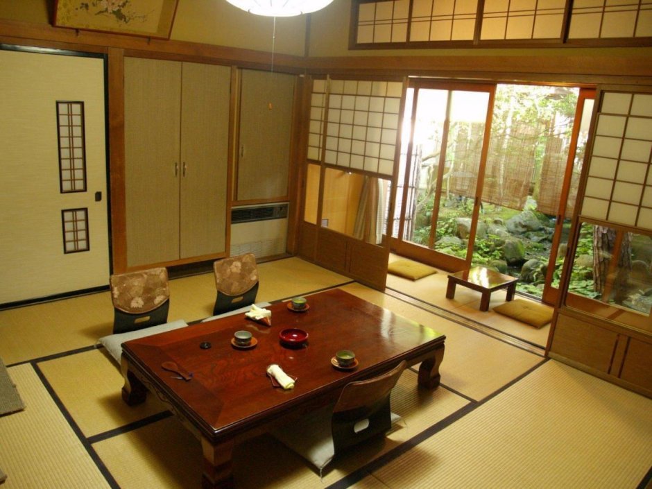 Japan traditional living