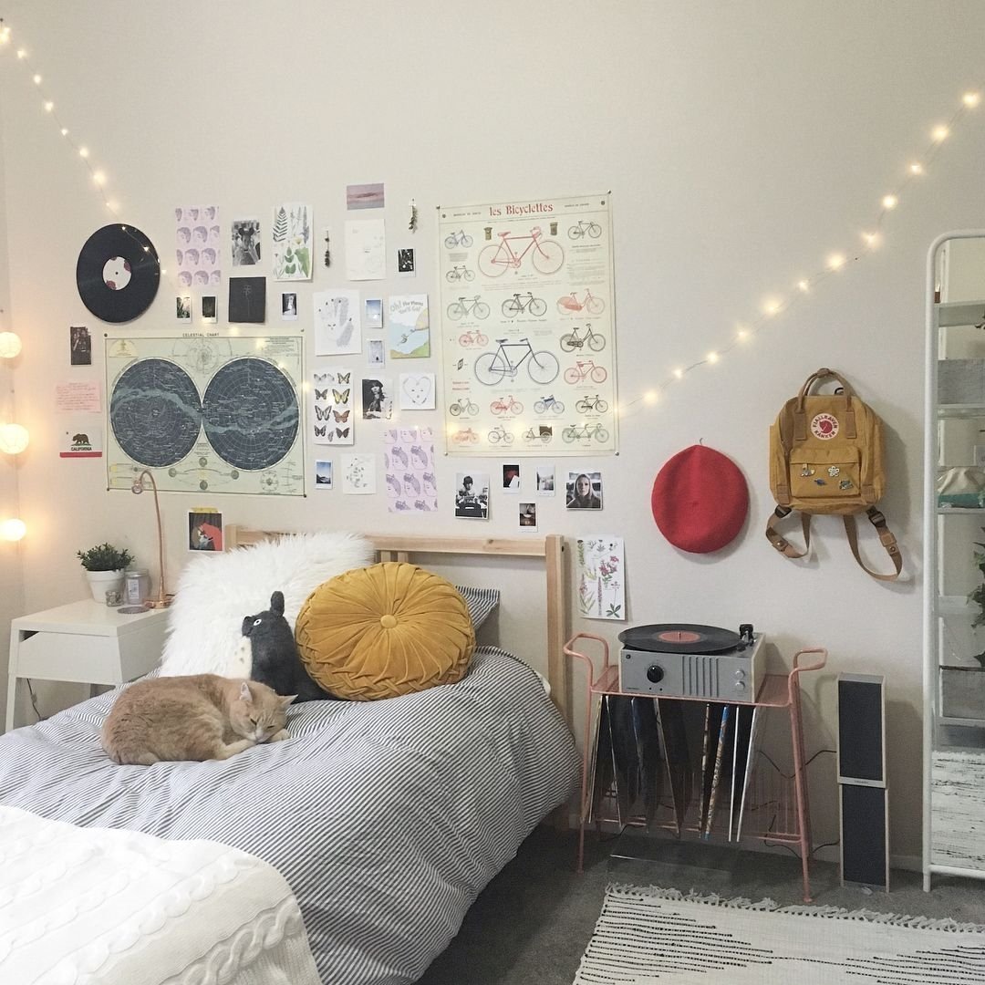Ideas de alfombras para habitaciones de chicas  Small room bedroom, Teen  room decor, Teenage girl bedrooms