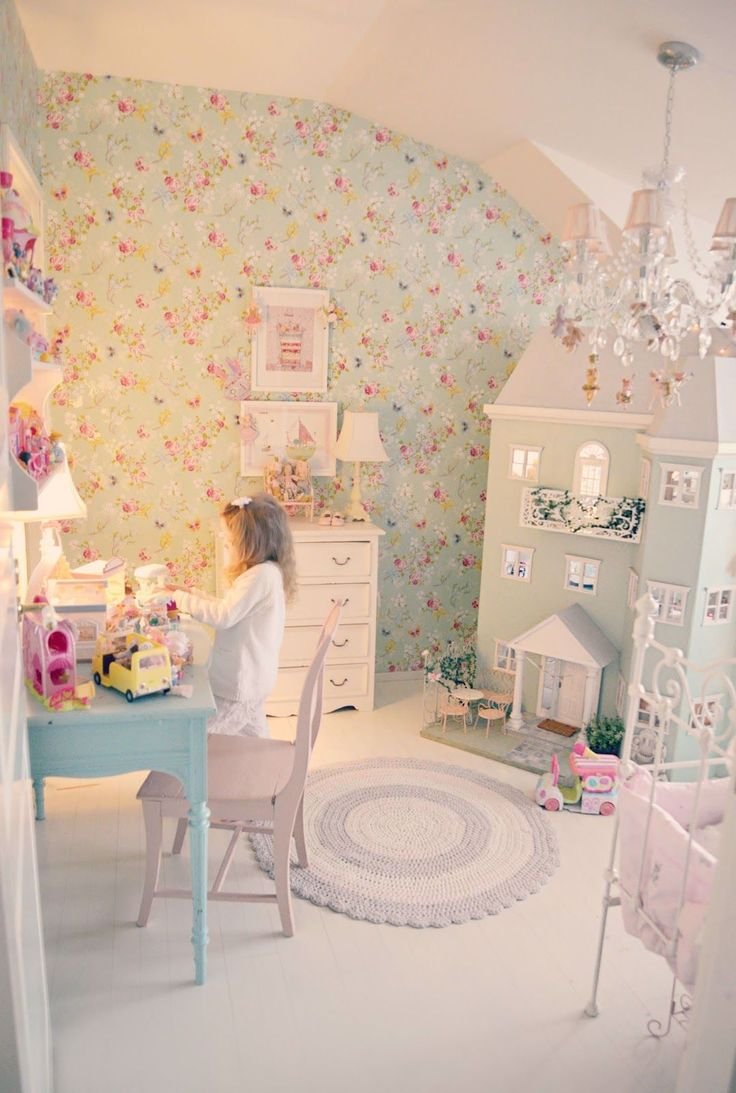 Toddler princess room decor