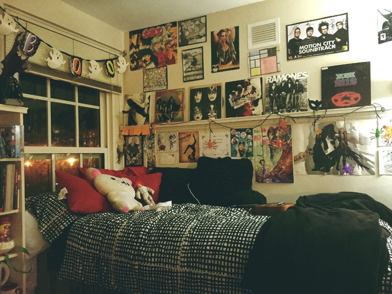 Grunge style room decor - 77 photo