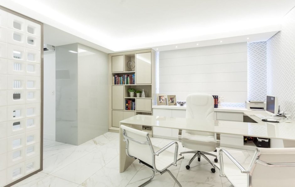 Modern doctor consulting room designs