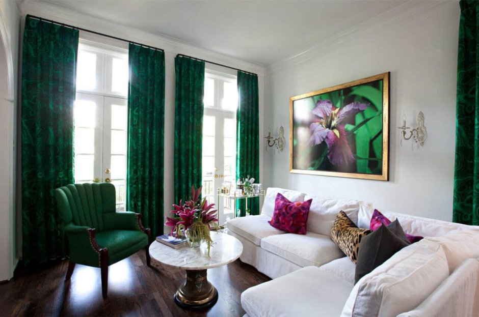 Emerald green and navy blue living room