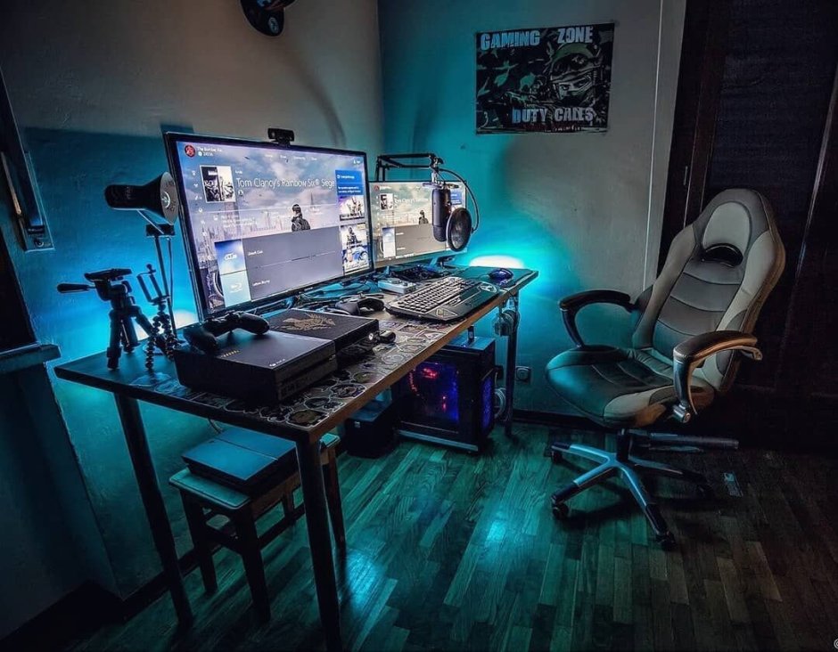 Computer hacker room setup