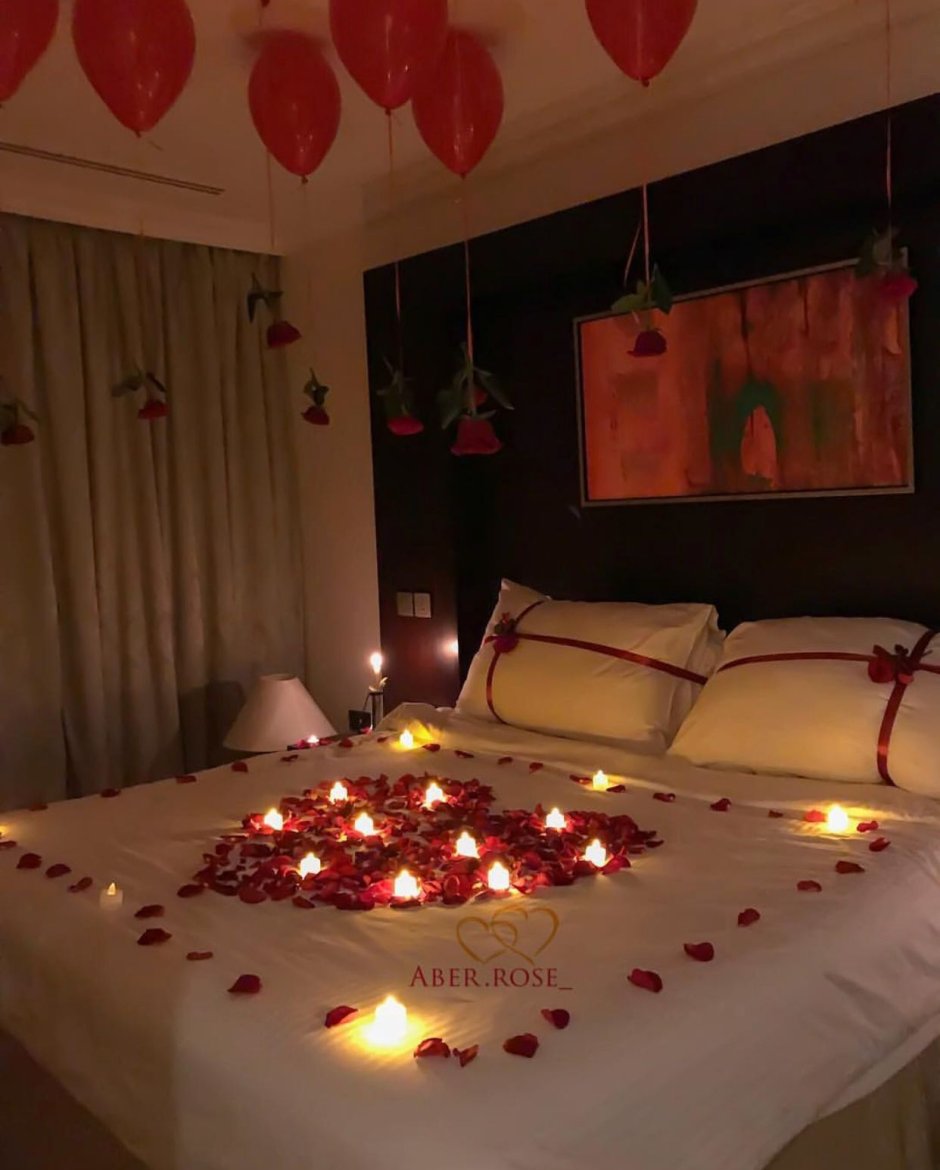 Make a hotel room romantic