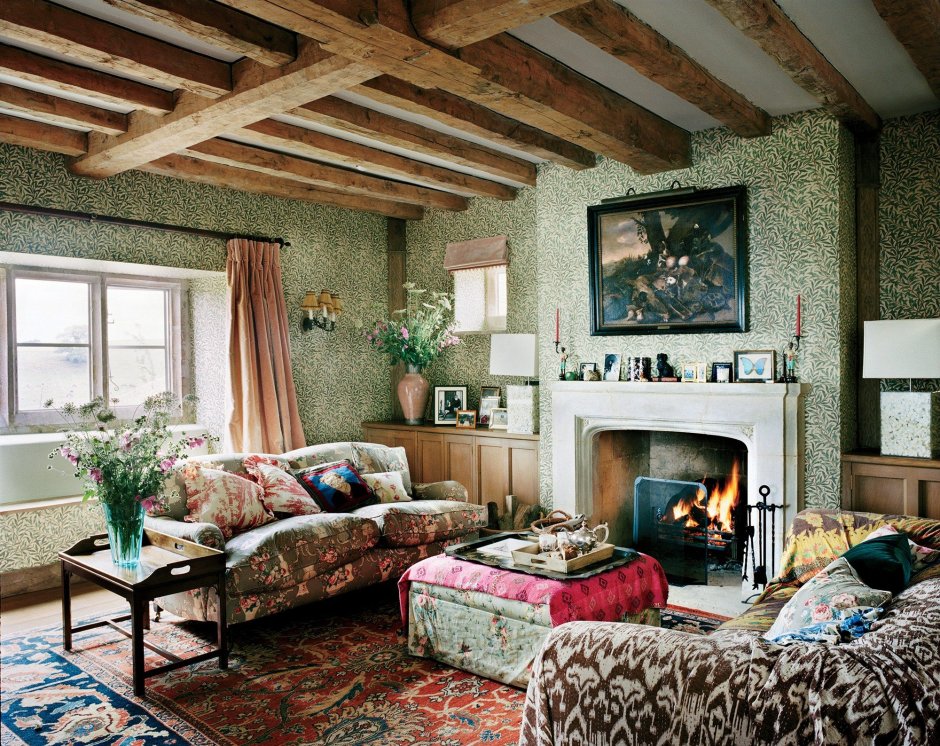 Old english cottage living room