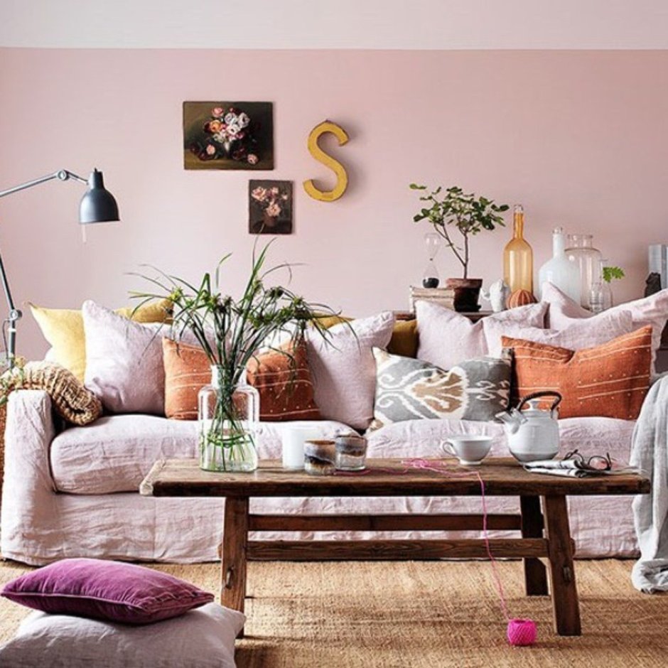Pale pink living room