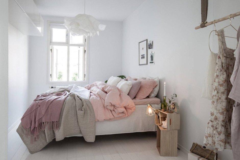Pink and green aesthetic room