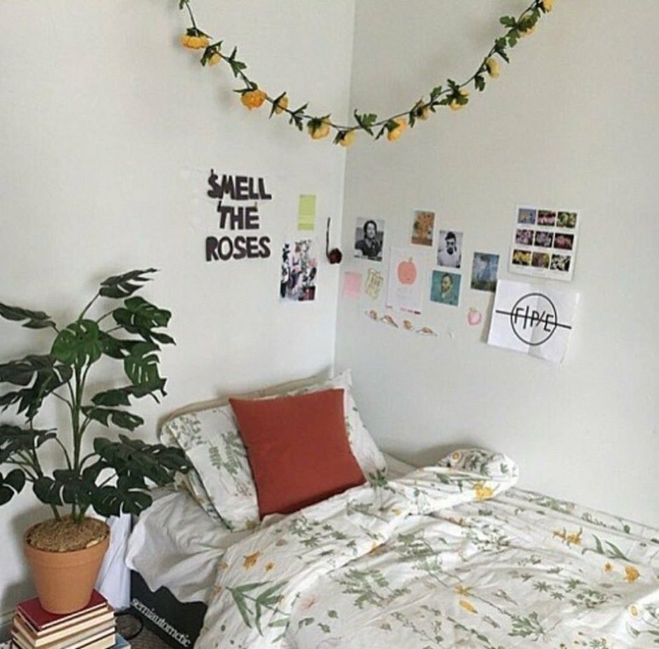 20 Essential Indie Aesthetic Room Ideas & Decor Inspiration | Displate Blog  | Indie room decor, Indie bedroom, Artistic room