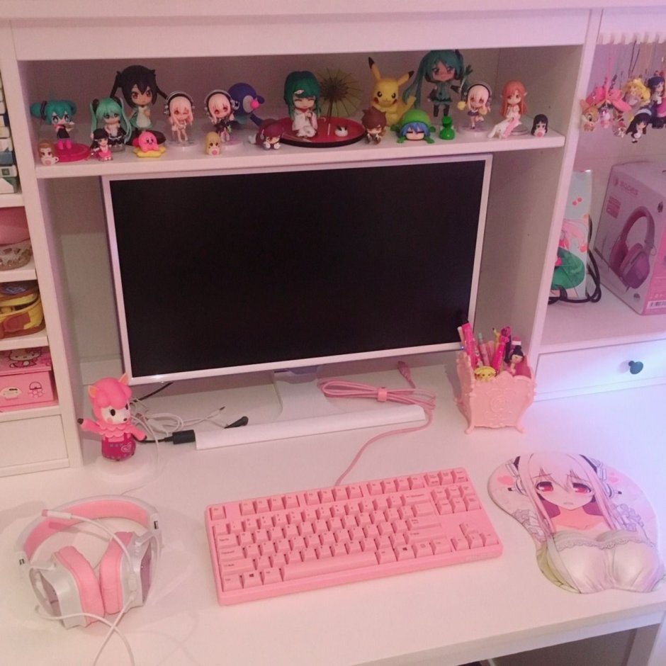 Pink gaming room ideas