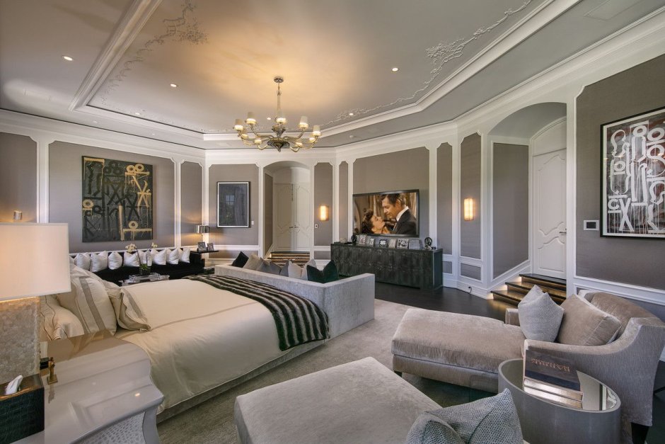 Luxury mansion rooms