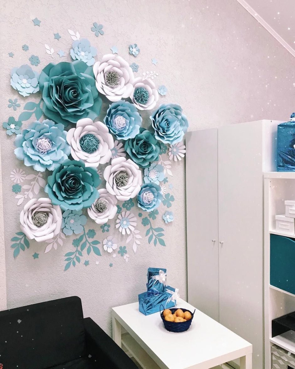 Flower wall room decor