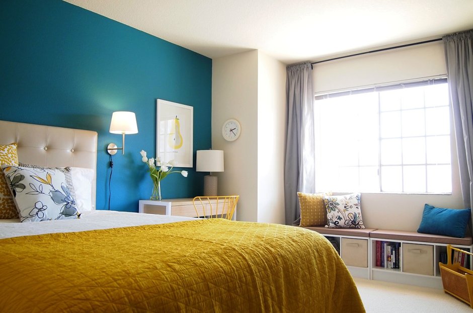 Blue and yellow room paint
