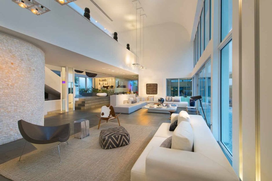 Modern mansion living room
