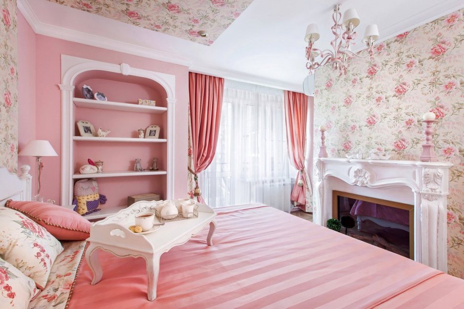 Pink color in room