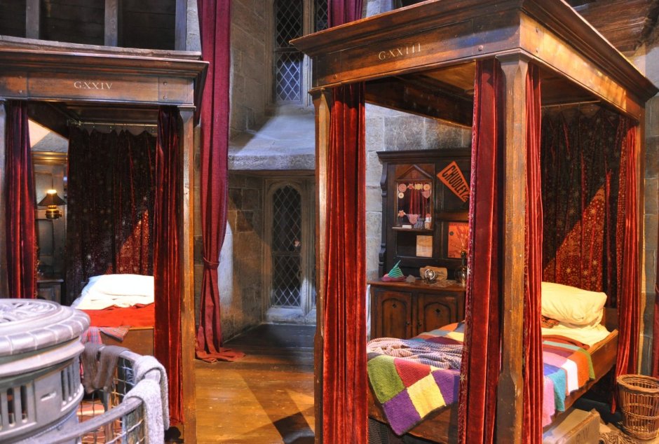 Hogwarts living room