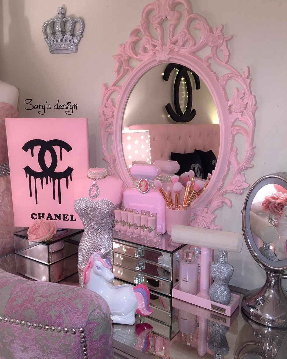 Pink chanel room decor - 76 photo