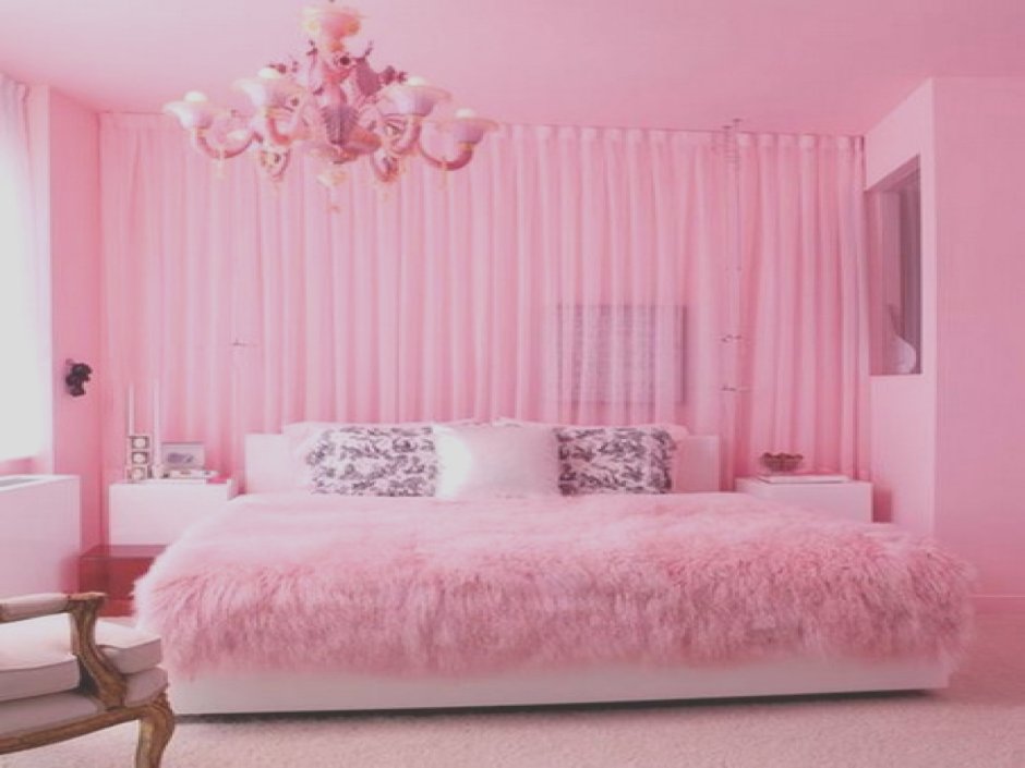 Mauve pink room