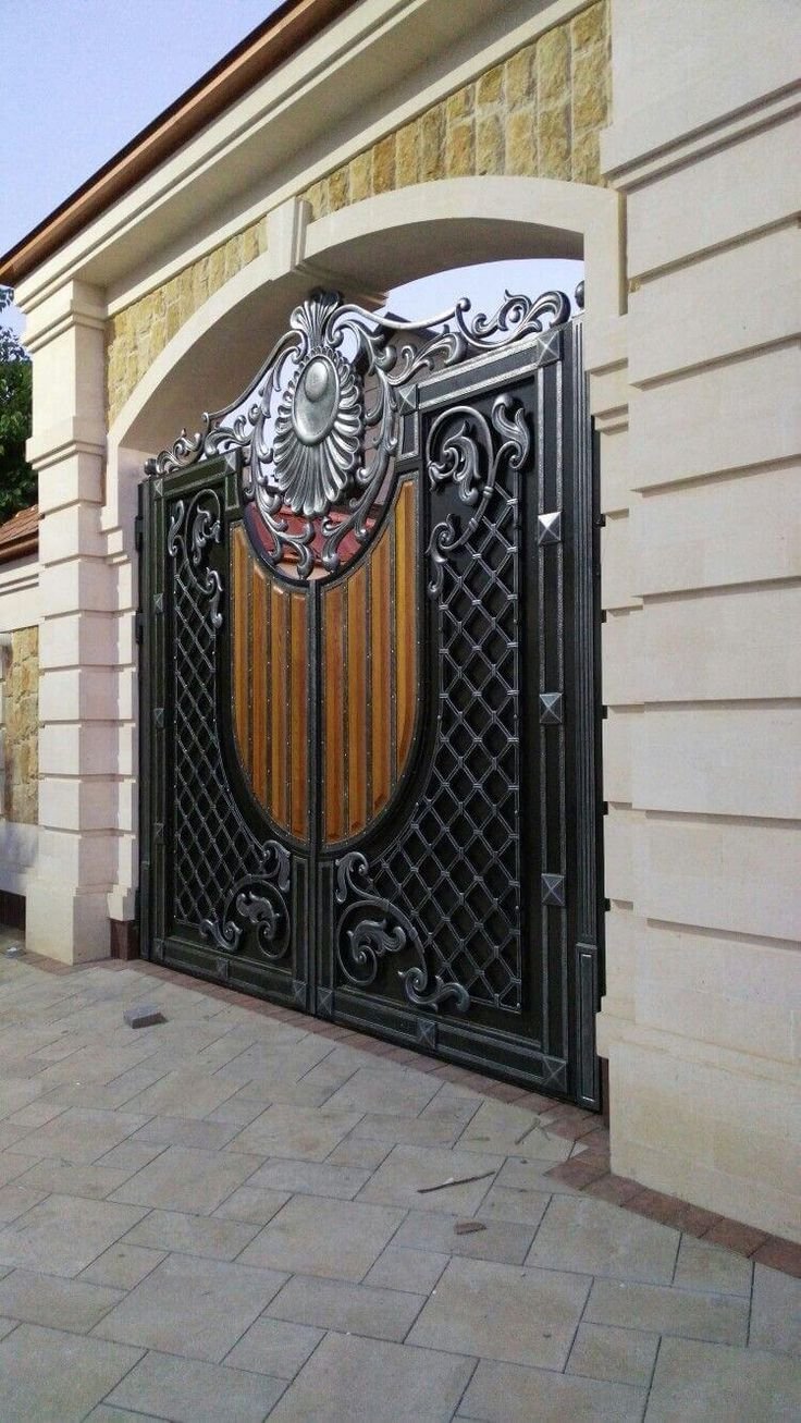 House gate door
