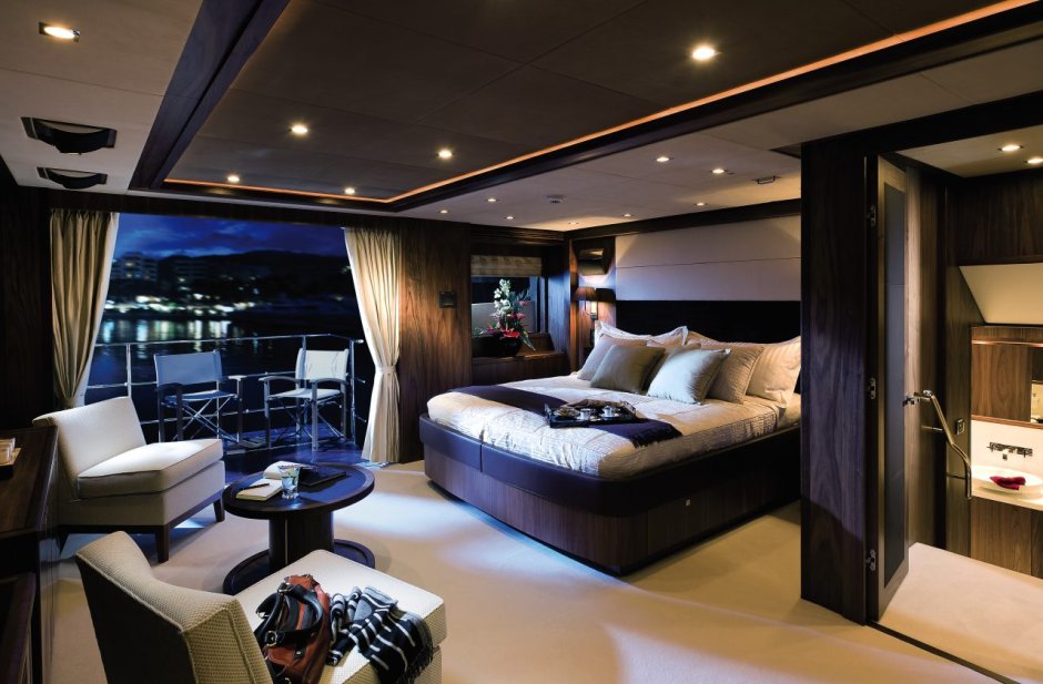 Small yacht interior design