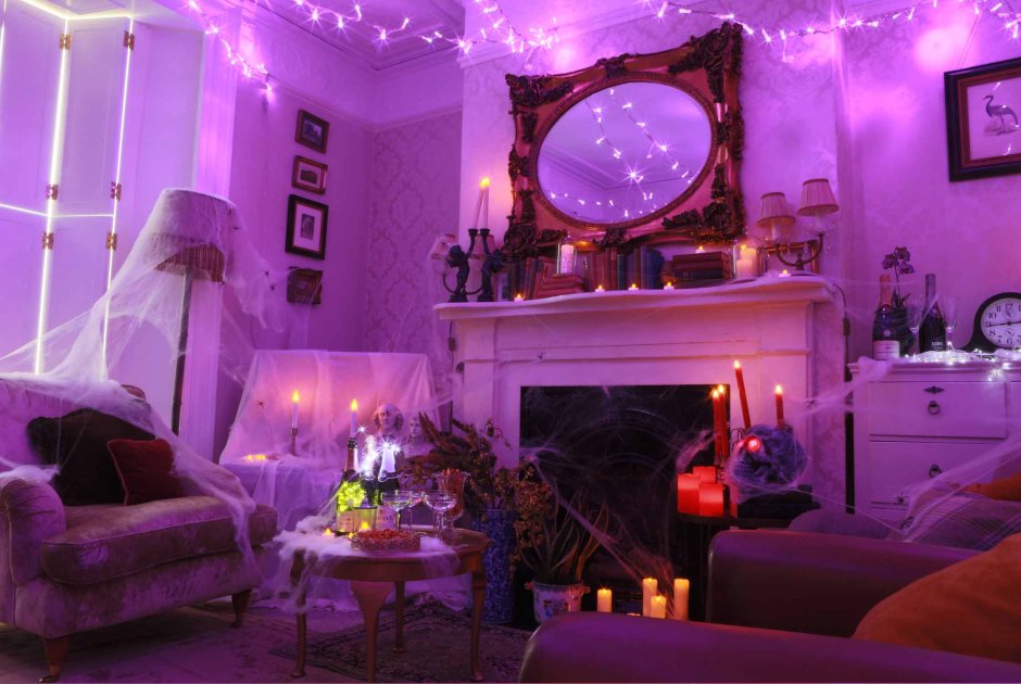 Light and dark purple room